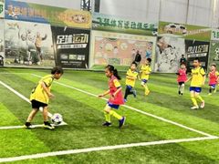 -飞梦少儿足球培训(塘桥校区)