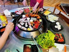 -彝人部落火盆烧烤(原内环足球场店)