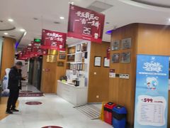 -雅悦齿科(顾村公园店)