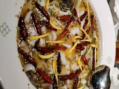 -渔语鱼酸菜鱼新川菜(来福士店)