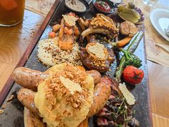 -Mark&Mars Restaurant