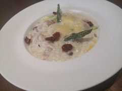 奶油蘑菇培根意面-UPPER KITCHEN(延安路店)