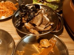 -西塔老太太泥炉烤肉(武汉摩尔城店)