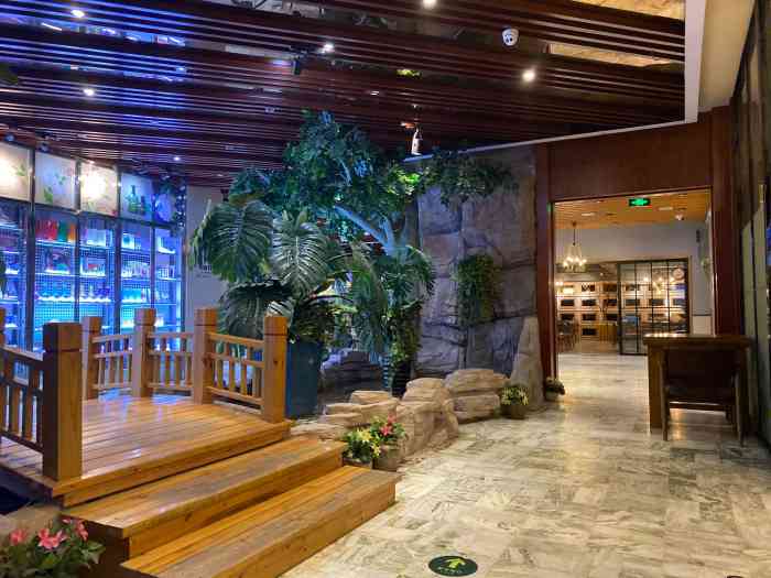 爱江山玉桑拿休闲中心-"爱江山洗浴中心,韩式风格,真的有碰到韩国.