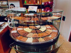 -Laderach 莱德拉(上海环贸iapm店)