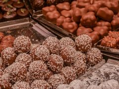 -Laderach 莱德拉(上海环贸iapm店)