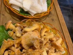 -易门野生菌府·菌海森林(月牙潭公园店)