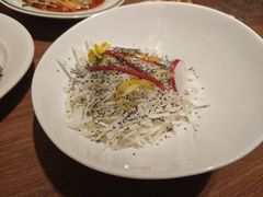 奇亚籽凉拌恰玛古-贯贯吉·清真餐厅(浙江中路店)