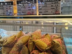 -白玉兰食品甜凤店(合生汇店)
