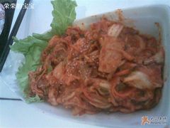 辣白菜炒五花肉-花腰餐吧Bistro烧烤 傣味(传媒大学店)