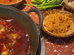 -赵美丽·重庆社区火锅·直营店(火车东站·中豪国际店)