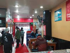 大堂-潘国仙耳光馄饨(黄家阙路店)