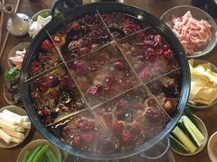 -白乐天毛肚火锅馆(南滨路店)