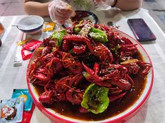 -海盗船. 龙虾烧烤. 酒馆