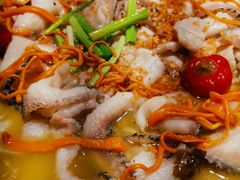 -山城外·非遗酸菜鱼(财富中心店)