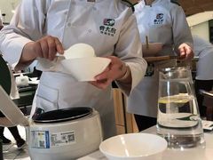 -费大厨辣椒炒肉(高铁吾悦广场店)