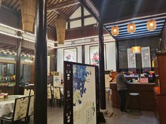 大堂-西山人家·二十年老字号农家菜(旺山店)