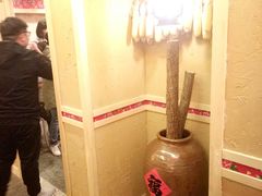 -闯关东东北农家菜(崂山石老人店)
