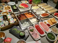 -海底捞火锅(新松江路生日主题店)
