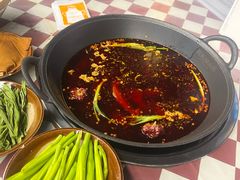 -赵美丽·重庆社区火锅·直营店(火车东站·中豪国际店)
