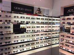 -LensCrafters亮视点(东方新天地店)