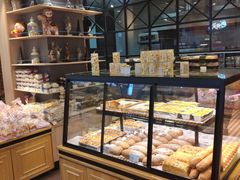 面包甜点陈列柜-迪莉娅(欧亚卖场店)