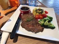 -必胜客(新中纬店)