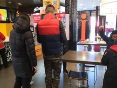 -麦当劳(外高桥DT店)