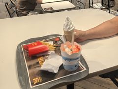 -麦当劳(虹口星荟中心店)