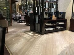 -广州万富希尔顿酒店·感趣自助餐厅·金秋蟹宴生蚝海鲜刺身烧烤