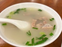 -三两春肚肺汤(崂山路店)