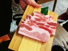 精品鲜五花-香猪坊韩国烤肉专属门店(魏公村店)