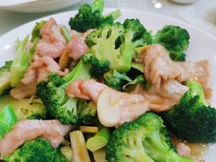西兰花炒肉-一香园(常平店)