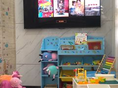 -茂菊口腔连锁(浦东南路店)