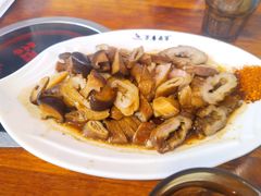 -老鼎万春卤菜(五代传承创始老店)