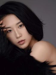 -定格摄影·轻奢定制写真馆