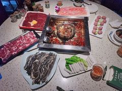 -二荆条·蜀鲜汇城市森林火锅