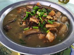 拳拳闷罐肉-鸡公山和平饭店