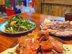 -六禾熏酱小酒馆·东北菜(海甸岛店)