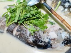 有机砂锅鱼头汤-南山民肴·乡土徽菜(豪辰俪景店)