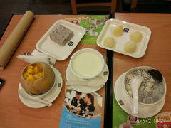-满记甜品(日月光二店)