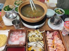 -菌小白火锅(时尚天河店)