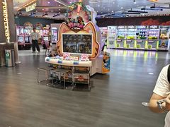-反斗乐园π·电玩·高空拓展·蹦床(龙华天虹店)