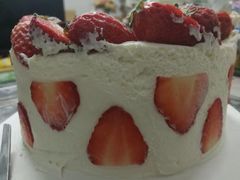 -半勺舒舒生日蛋糕店