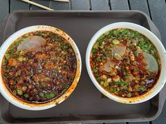 -吾穆勒蓬灰牛肉面·清真(北滨河中路店)