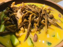 -吃饭皇帝大土家民族菜(正大广场店)