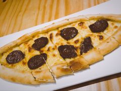 土耳其披萨-伊斯坦布尔土耳其清真咖啡餐厅