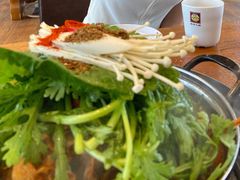 -喇喇排骨火锅·传统韩式脊骨汤(望京西园总店)