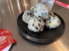 韩式紫菜饭团-吴草鸡爪오초닭발(城阳总店)
