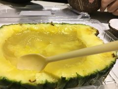 -志龙皇冠吃货椰子铺
